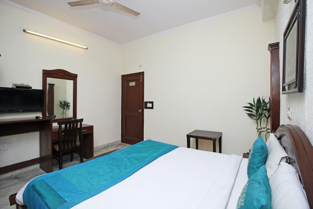 Hotel Garden View Delhi  Ngoại thất bức ảnh